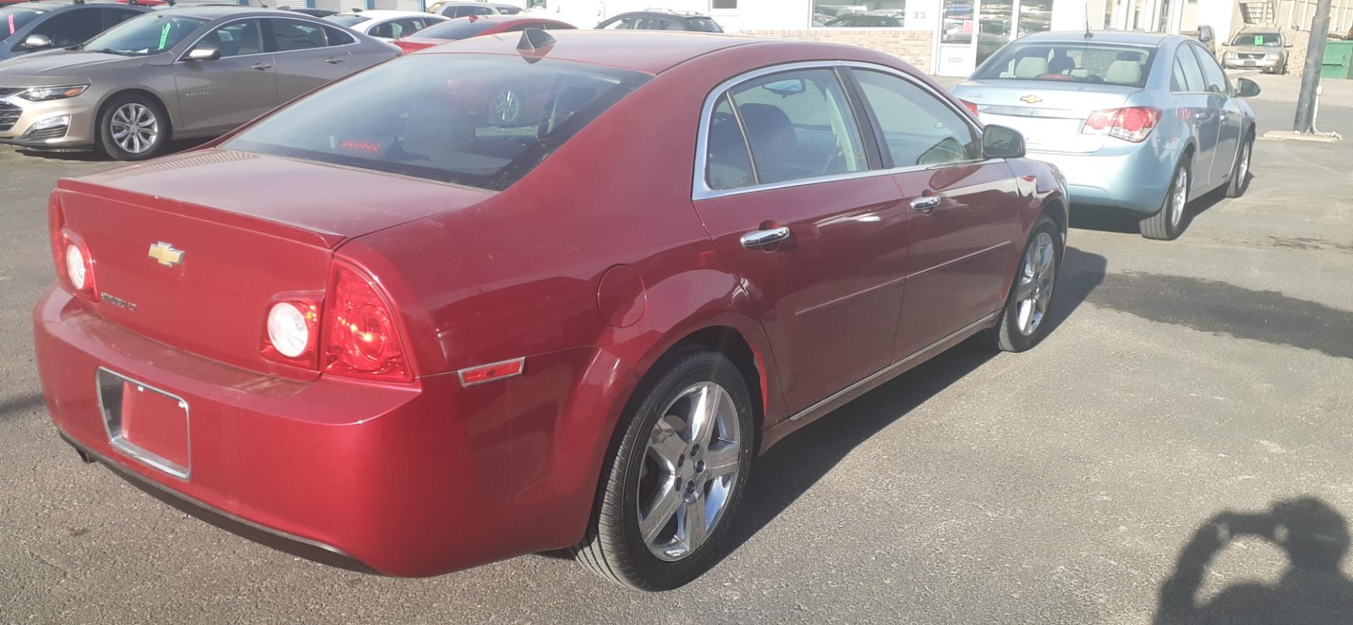 2012 Chevrolet Malibu 1LT (1G1ZC5E03CF) with an 2.4L L4 DOHC 16V engine, 6-Speed Automatic transmission, located at 2015 Cambell Street, Rapid City, SD, 57701, (605) 342-8326, 44.066433, -103.191772 - CARFAX AVAILABLE - Photo#4